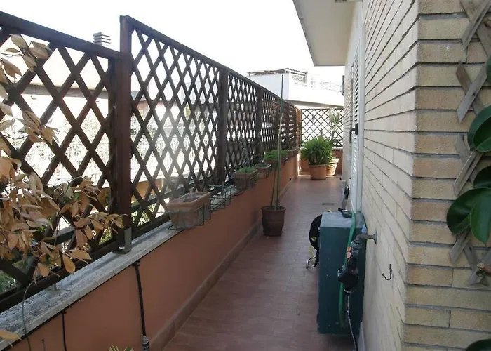 Delizioso Attico A Talenti דירה רומא